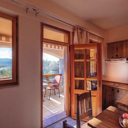 Apartmani I Sobe Dinko Стариград-Пакленица Екстериор снимка