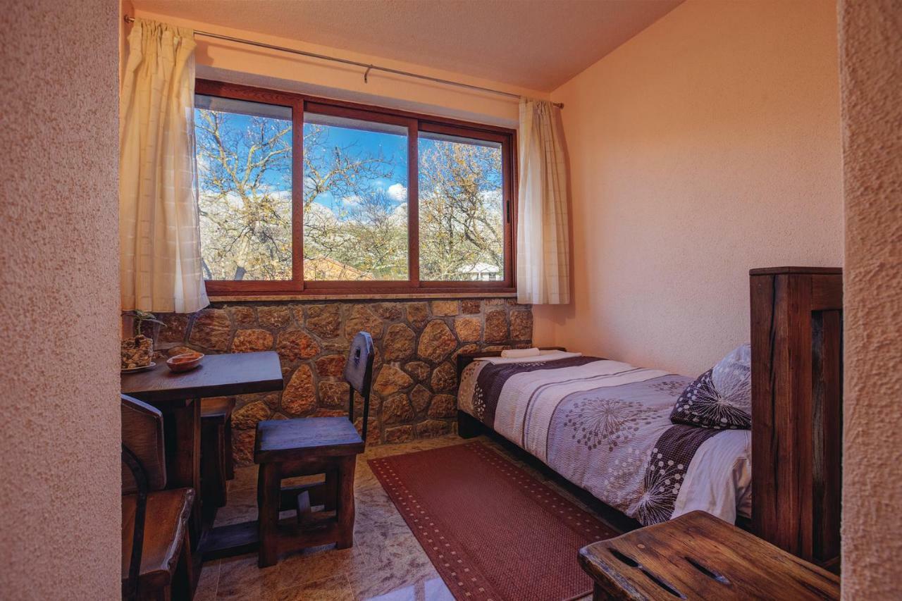 Apartmani I Sobe Dinko Стариград-Пакленица Екстериор снимка